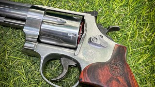REVOLVER SMITH & WESSON 629 DE LUXE CAL. 44 MGM