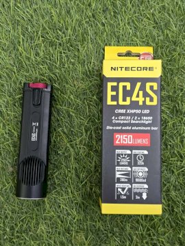LINTERNA NITECORE EC4S - 2150 LUM - 19.600 cd - 280 mts