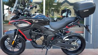 VOGE 300 DS 2025 1136 KM VOGE 300 DS 2025 1136 KM