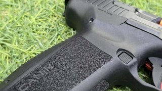 PISTOLA CANIK METE SFT BLACK .9 MM SEMI