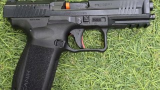 PISTOLA CANIK METE SFT BLACK .9 MM SEMI