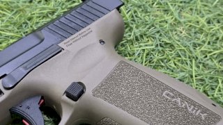 PISTOLA CANIK METE SFT FDE .9 MM SEMI