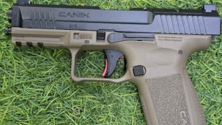 PISTOLA CANIK METE SFT FDE .9 MM SEMI