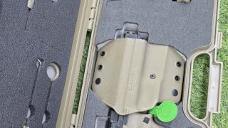 PISTOLA CANIK METE FDE FRAME .9 MM SEMI