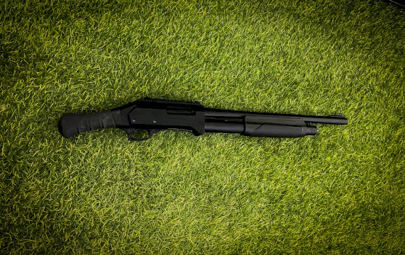 ESCOPETA HUNT GROUP XRP 101-4 CAL. 12 DE REPETICION 470MM SINTETICO/PAVON  