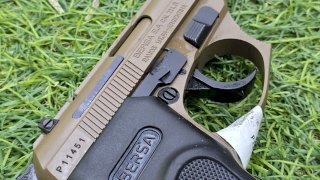 PISTOLA BERSA 22 THUNDER 22 FDE PISTOLA BERSA 22 THUNDER 22 FDE