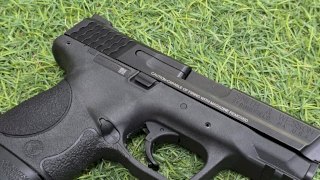 PISTOLA SMITH & WESSON CAL .40 S&W M&P 40 COMPACT PISTOLA SMITH & WESSON CAL .40 S&W M&P 40 COMPACT