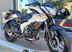 BAJAJ ROUSER 200 NS 2023 7.255 KM