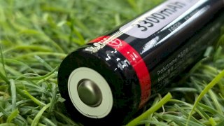 BATERIA CLIP ON 18650 CON TETON (para linea TB) BATERIA CLIP ON 18650 CON TETON (para linea TB)