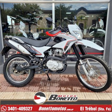 CORVEN TRIAX 250 R3 2016 17.800 KM