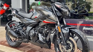 BAJAJ ROUSER N250 2023 4.333 KM