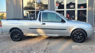 FORD CUIRRIER 1.6 2006 115.000 KM