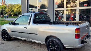 FORD CUIRRIER 1.6 2006 115.000 KM