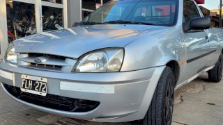 FORD CUIRRIER 1.6 2006 115.000 KM
