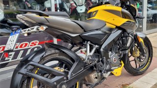 BAJAJ ROUSER 200 NS 2021 32.645 KM 