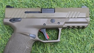 PISTOLA TISAS PX-9 GEN 3 FDE IO CAL .9MM