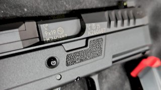 PISTOLA CZ P-09 C NOCTURNE CAL .9M