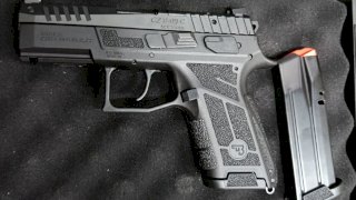 PISTOLA CZ P-09 C NOCTURNE CAL .9M