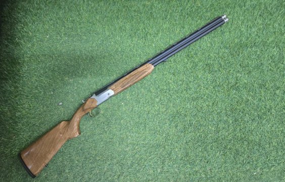 ESCOPETA AKKAR 820 SILVER CAL.20 NOGAL/PAVON