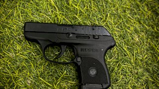 PISTOLA RUGER LCP CAL. 380 ACP