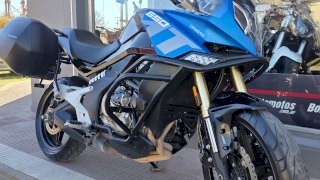 CFMOTO 650 MT 2024 5.065 KM CFMOTO 650 MT 2024 5.065 KM
