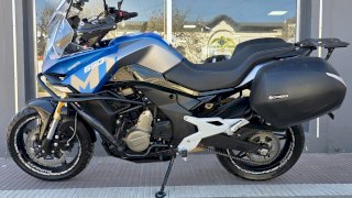 CFMOTO 650 MT 2025 13.800 KM 