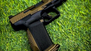 PISTOLA CANIK RIVAL TTI BRONZE .9 MM