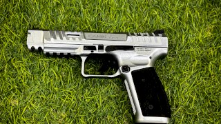 PISTOLA CANIK RIVAL SFX S CROME .9 MM