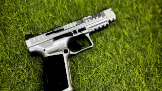 PISTOLA CANIK RIVAL SFX S CROME .9 MM