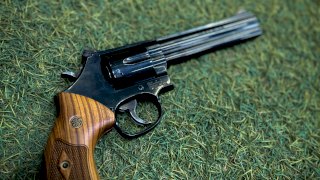 REVOLVER SMITH & WESSON MOD 586 CAL. 357 MGM