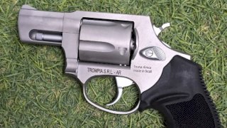 REVOLVER TAURUS .357 605 2 DOBLE ACCION 