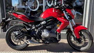 BENELLI TNT 300 2017 24.015 KM 