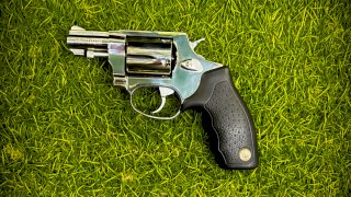 REVOLVER TAURUS 85 - 2 38 (USADO) REVOLVER TAURUS 85 - 2 38 (USADO)