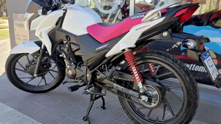 HONDA CB 125 2020 12.300 KM HONDA CB 125 2020 12.300 KM