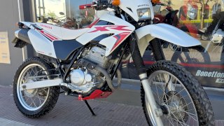 HONDA XR 250 TORNADO 2019 13.500 KM HONDA XR 250 TORNADO 2019 13.500 KM
