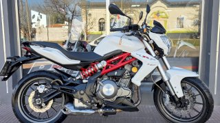 BENELLI TNT 300 2017 41.280 KM BENELLI TNT 300 2017 41.280 KM