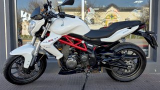 BENELLI TNT 300 2017 41.280 KM BENELLI TNT 300 2017 41.280 KM