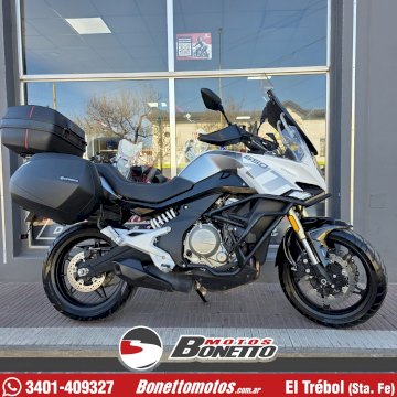 CFMOTO 650 MT 2023 7.360 KM 