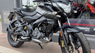 BAJAJ ROUSER 160 NS 2021 3.390 KM BAJAJ ROUSER 160 NS 2021 3.390 KM