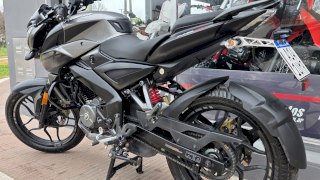 BAJAJ ROUSER 160 NS 2021 3.390 KM BAJAJ ROUSER 160 NS 2021 3.390 KM