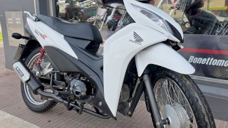 HONDA WAVE 110 S 2018 20.930 KM HONDA WAVE 110 S 2018 20.930 KM