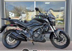 BAJAJ DOMINAR 400 UG TOURER 2023 17.500 KM 