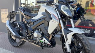 BENELLI 180 S 2021 16.720 KM BENELLI 180 S 2021 16.720 KM