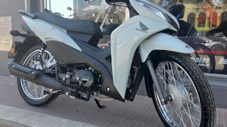 HONDA WAVE 110 S 2025 900 KM HONDA WAVE 110 S 2025 900 KM