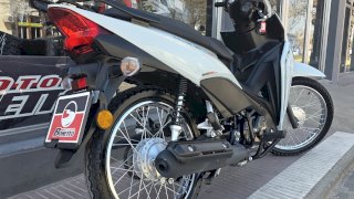 HONDA WAVE 110 S 2025 900 KM HONDA WAVE 110 S 2025 900 KM