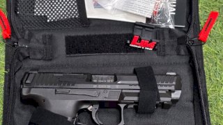 HECKLER & KOCH .9 MM VP9A1 F - 114MM PAVON HECKLER & KOCH .9 MM VP9A1 F - 114MM PAVON