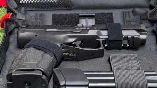 HECKLER & KOCH .9 MM VP9A1 F - 114MM PAVON HECKLER & KOCH .9 MM VP9A1 F - 114MM PAVON