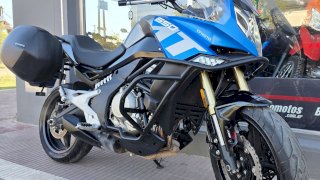CFMOTO 650 MT 2023 9.233 KM