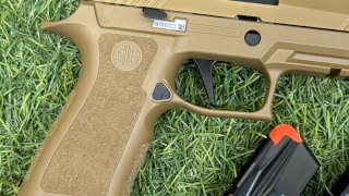 SIG SAUER 9MM P320 M17 SIGLITE