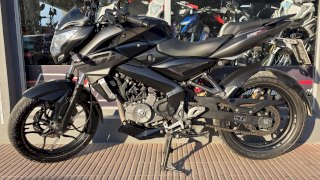 BAJAJ ROUSER 200 NS 2020 20.230 KM BAJAJ ROUSER 200 NS 2020 20.230 KM